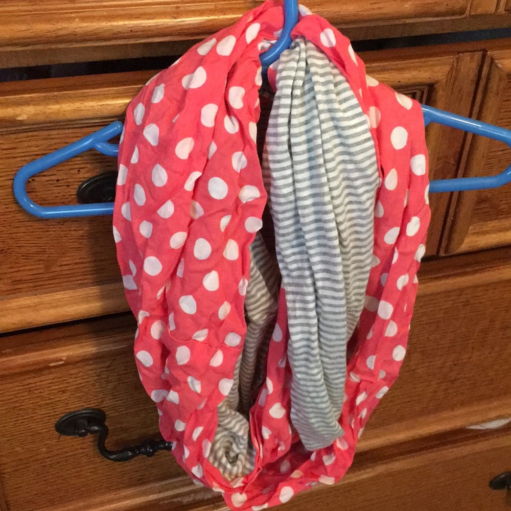 Infinity scarf